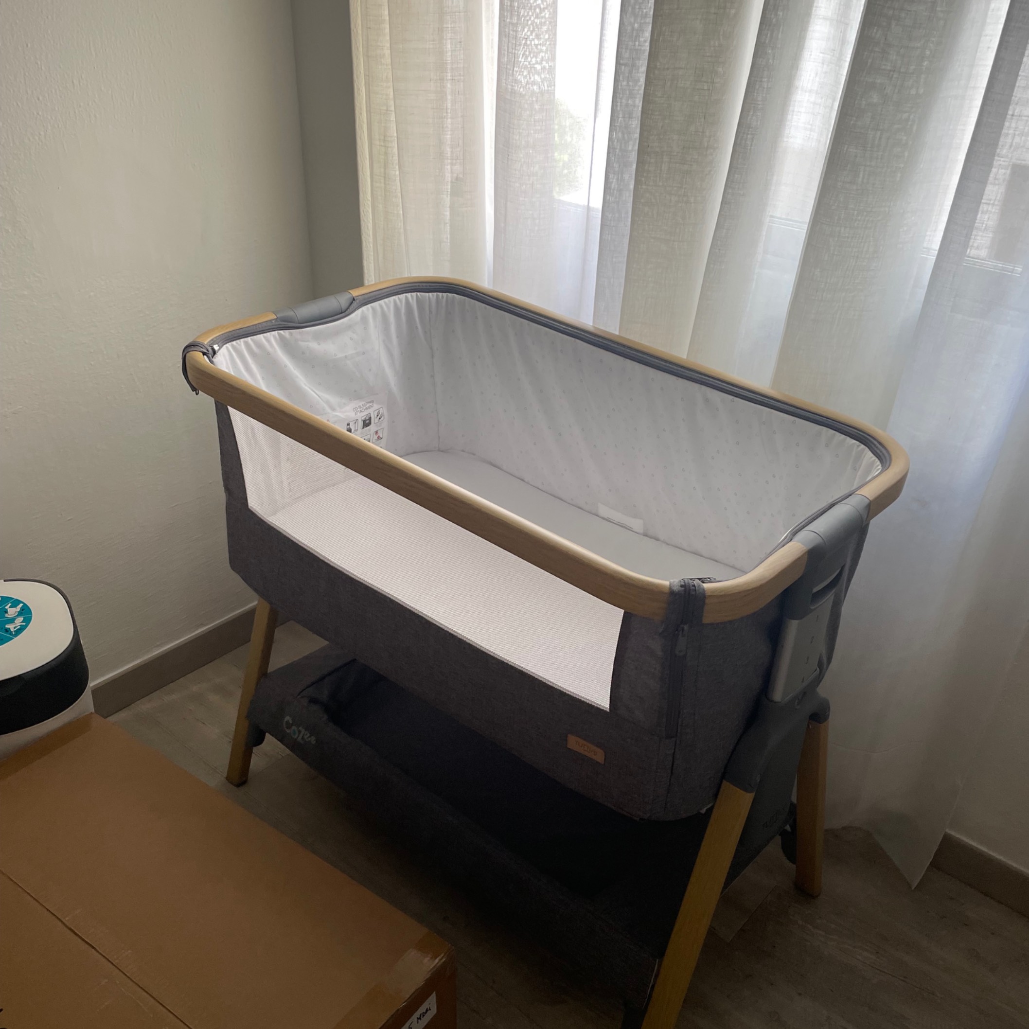 Tutti Bambini CoZee Next To Me Crib