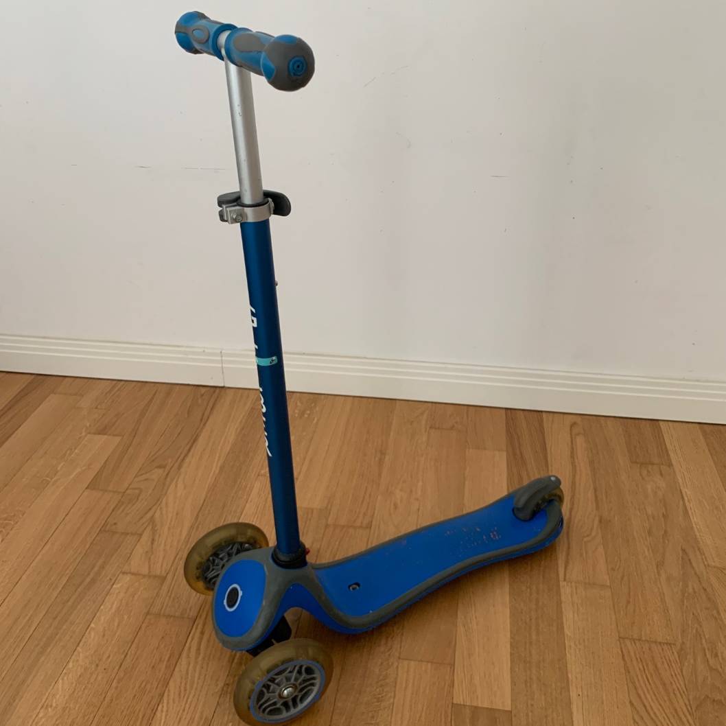 GLOBBER Scooter