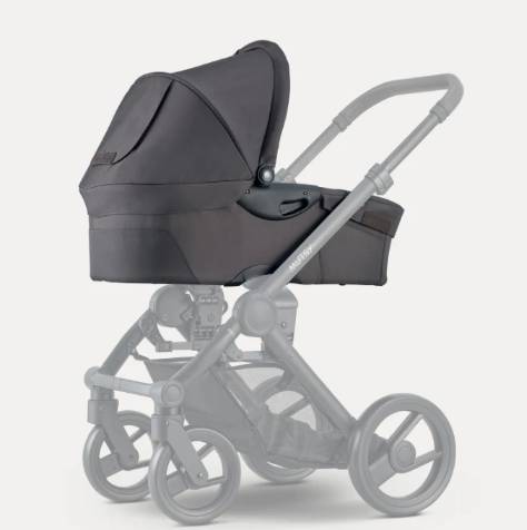 Mutsy Evo Carrycot / Suitable from birth