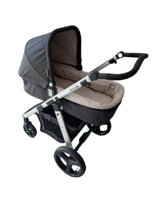 mini uno pram