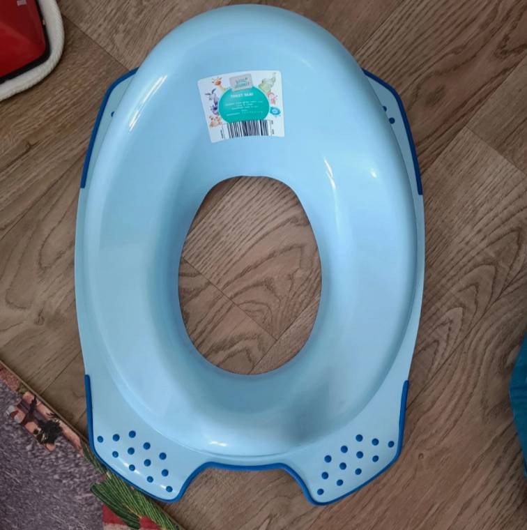 Kids toilet seat 