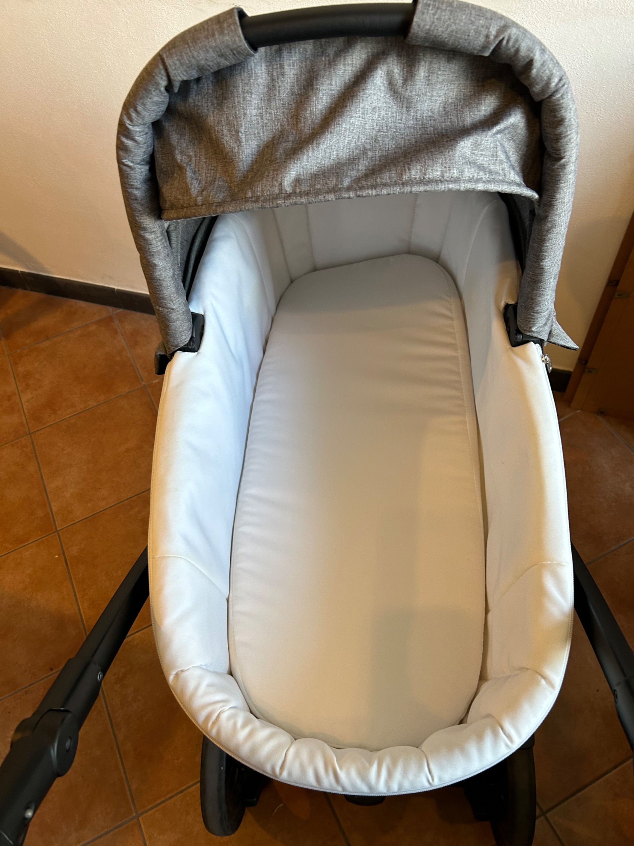 Carrozzina navicella Peg Perego futura
