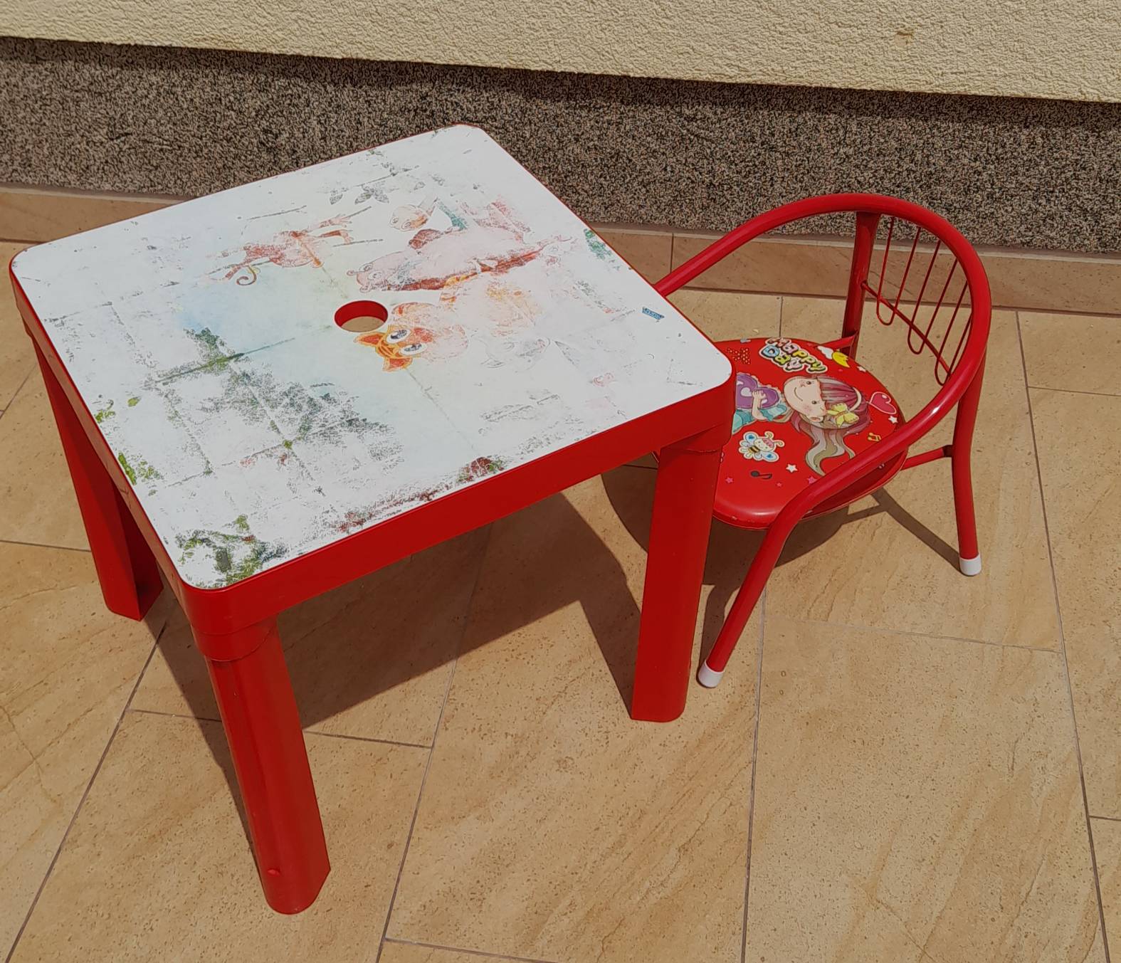 Toddler table and chair red