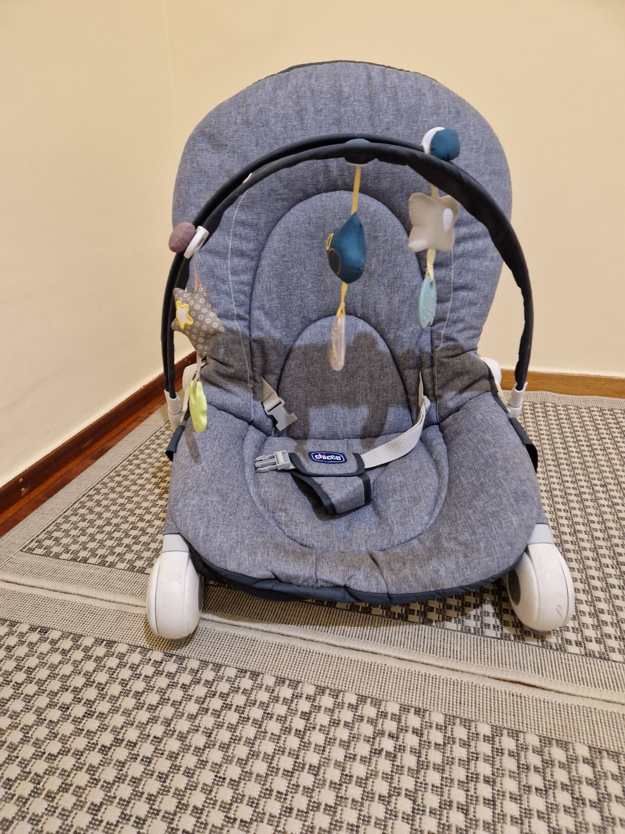Chicco "Hoopla" bouncer