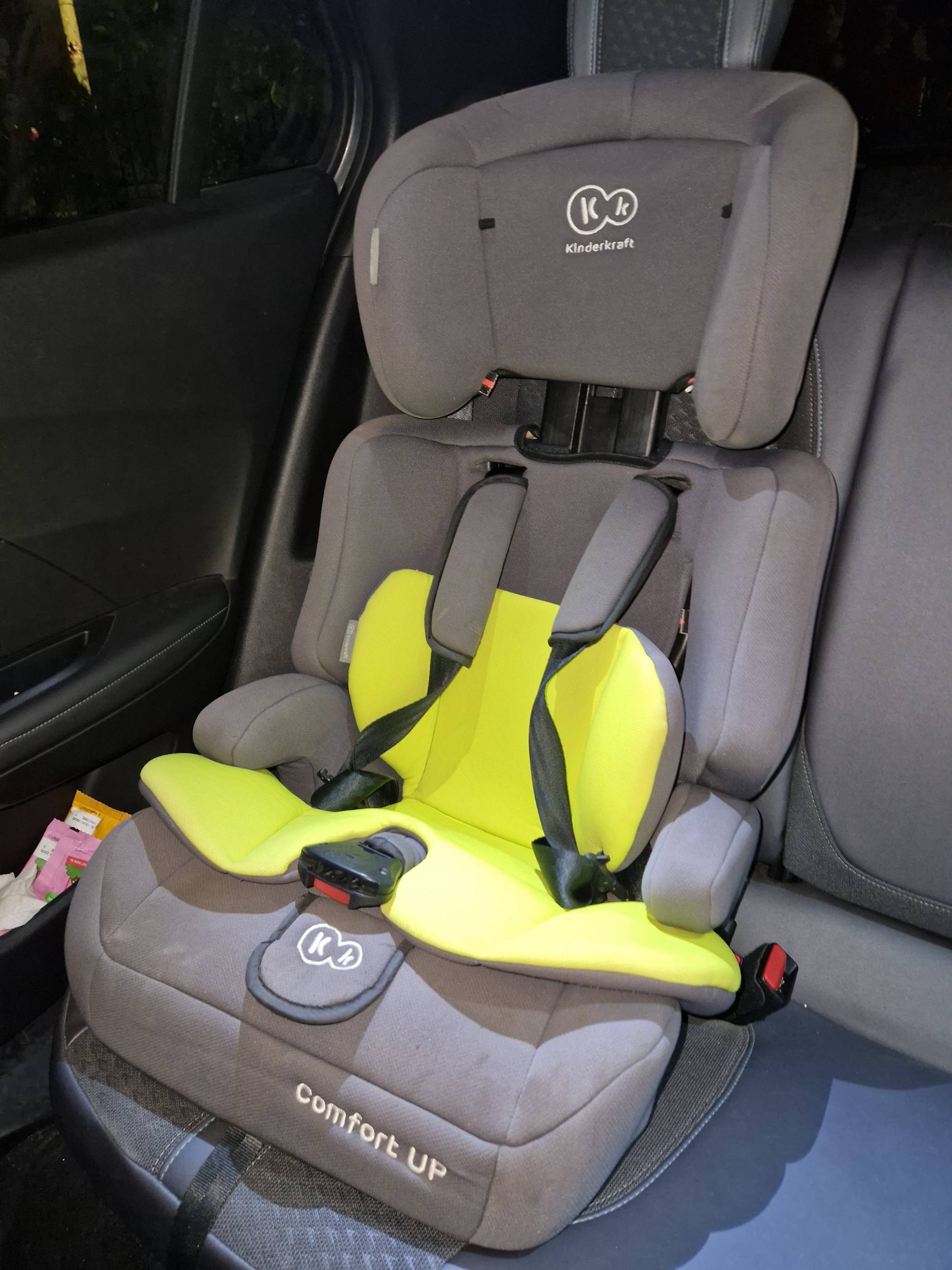 Kinderkraft Comfort up car seat