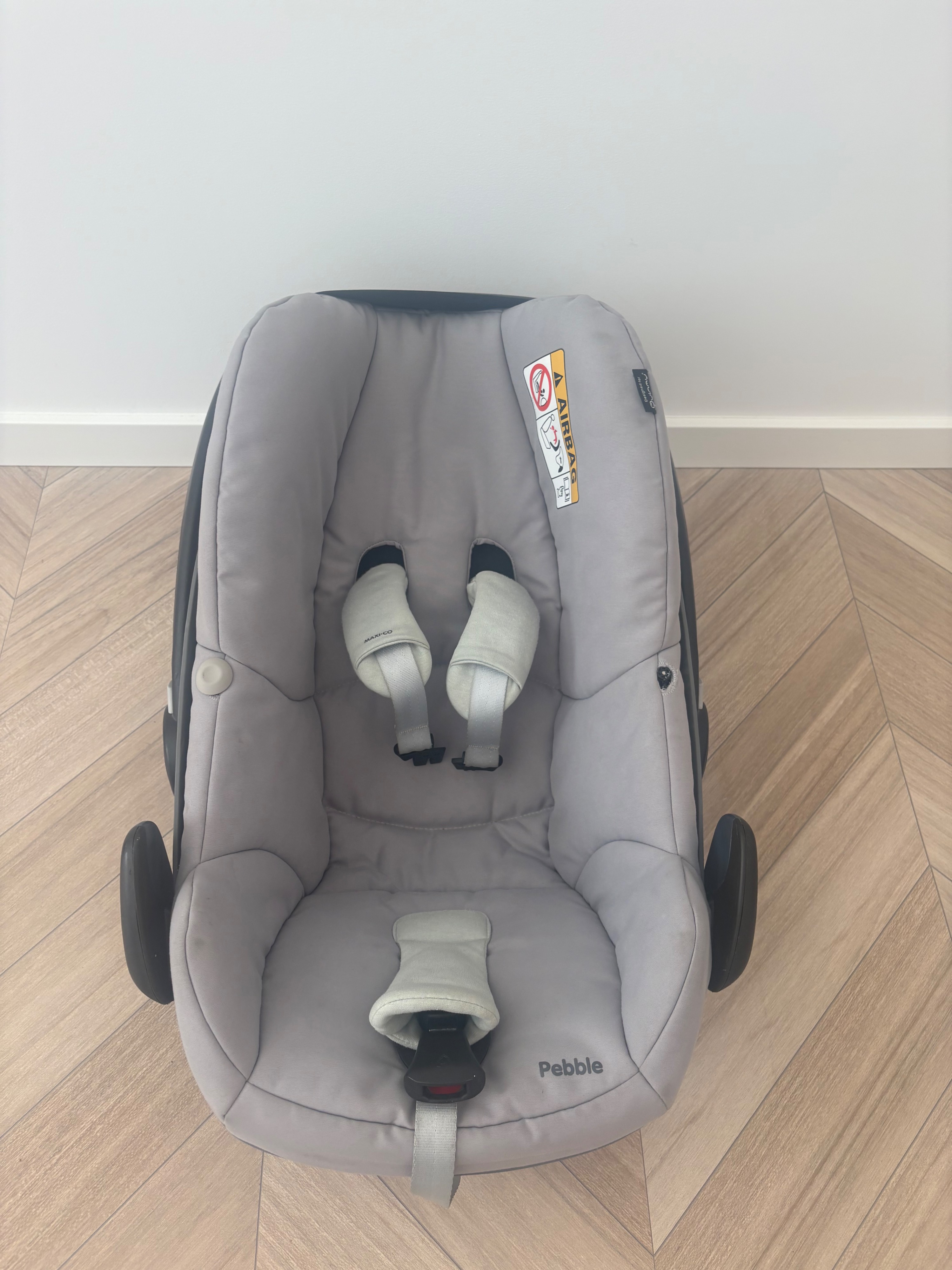 Maxi-Cosi car seat 