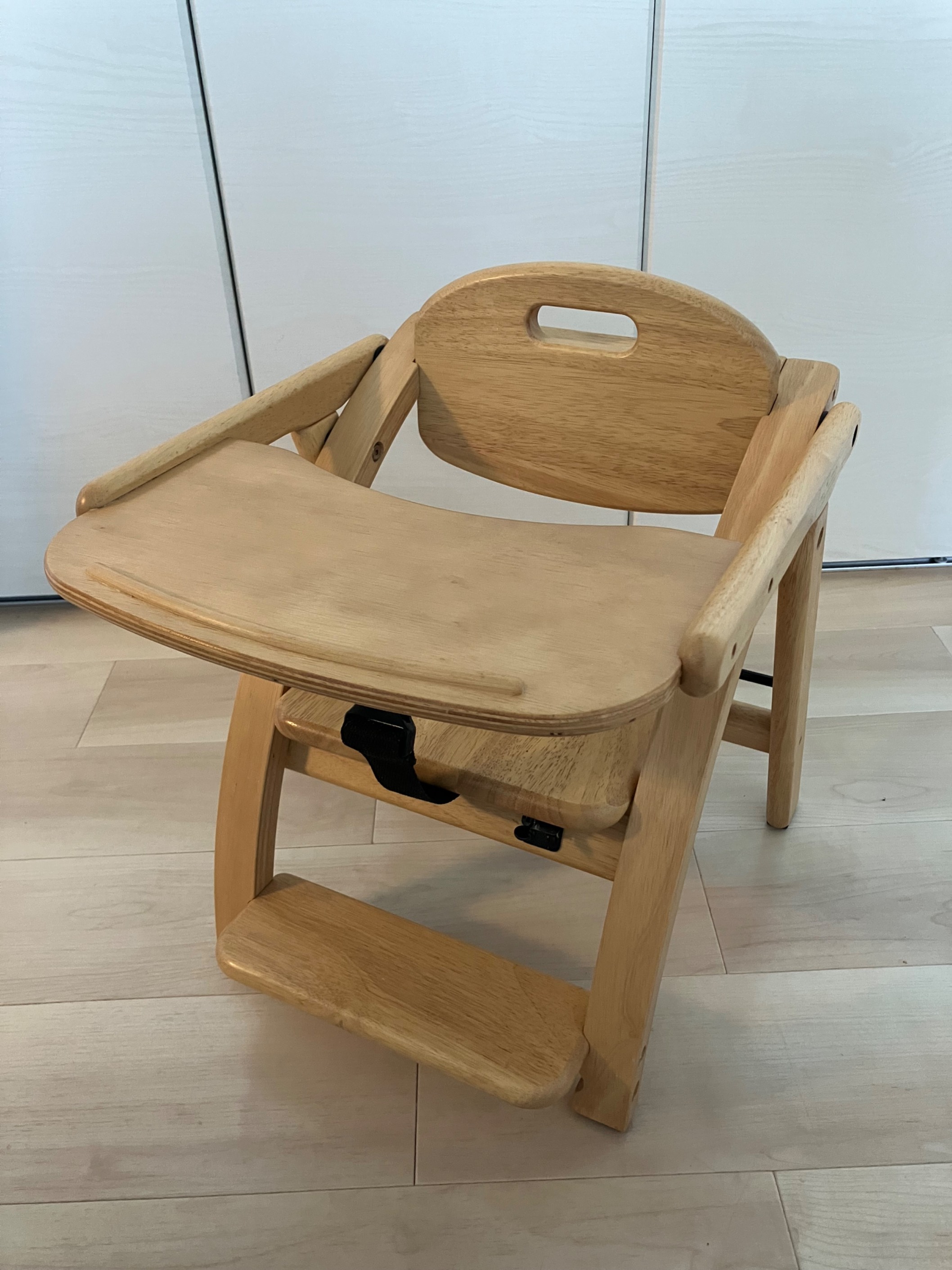 Baby chair with table - foldable